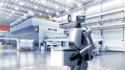 從飛行汽車 雙足機器人回到mpv,小鵬汽車科技日有未來夠現實